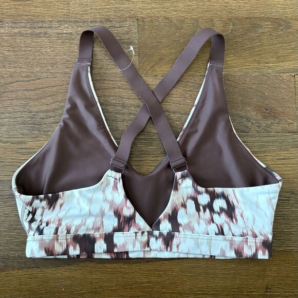 NWOT • aerie Offline Shine Strappy Back Sports Bra • size Medium - Picture 5 of 6